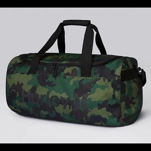 NWT Hurley Renegade Camo Printed Duffel Bag